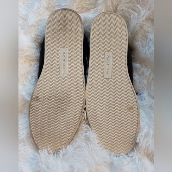 Lucky Brand tennis shoes - Picture 5 of 7